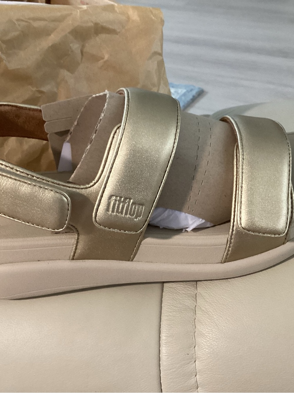 Fitflop Back-Strap Sandals in Platino (Metallic)